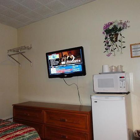 Hillside Inn Пемброк Номер фото