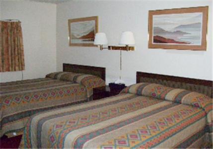 Hillside Inn Пемброк Экстерьер фото